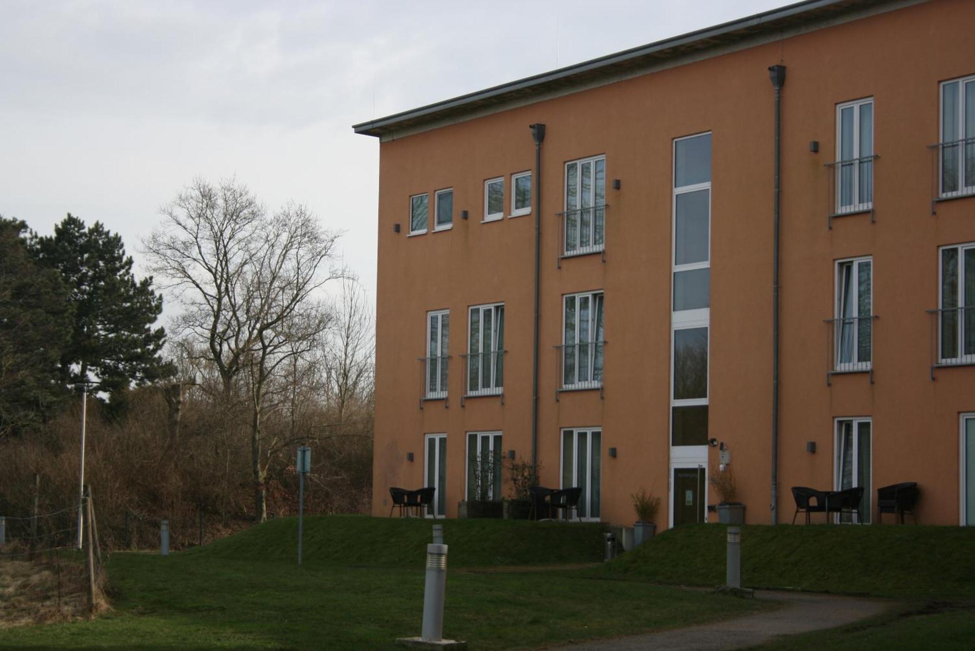 Jufa Hotel Im Brueckenkopfpark - Juelich Jülich Exterior foto
