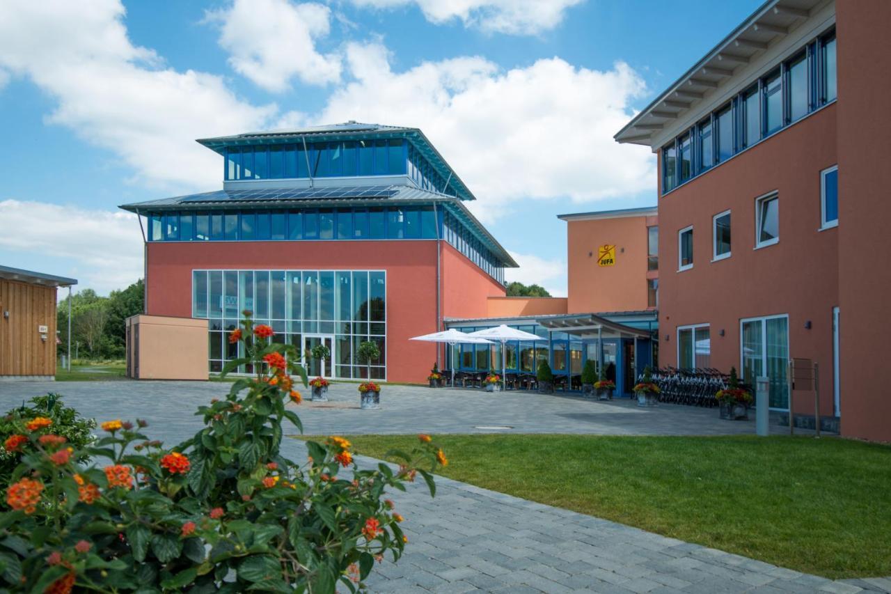 Jufa Hotel Im Brueckenkopfpark - Juelich Jülich Exterior foto